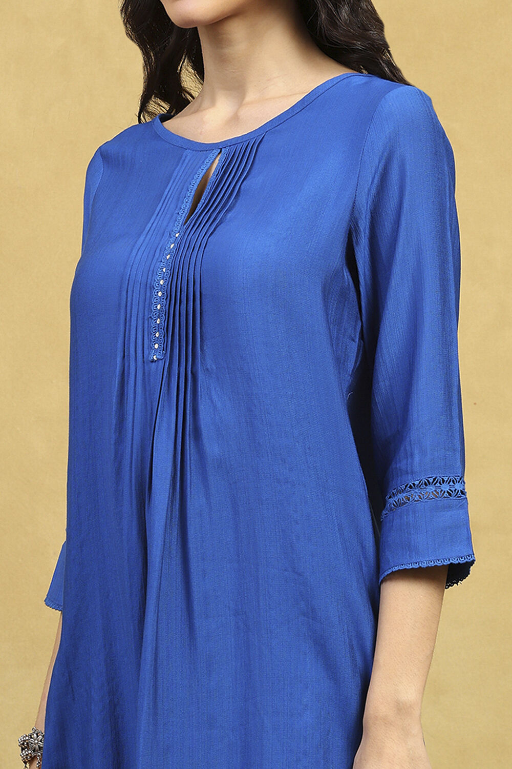 Blue Solid Straight Kurta image number 1