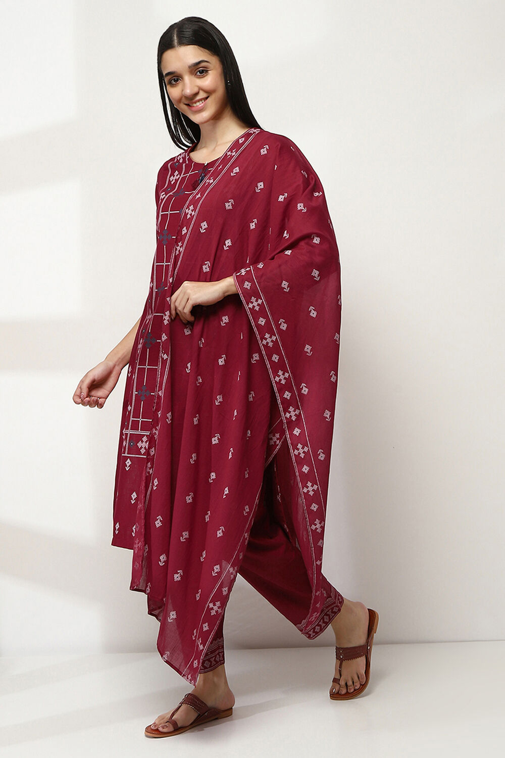 Red Cotton Dupatta image number 2