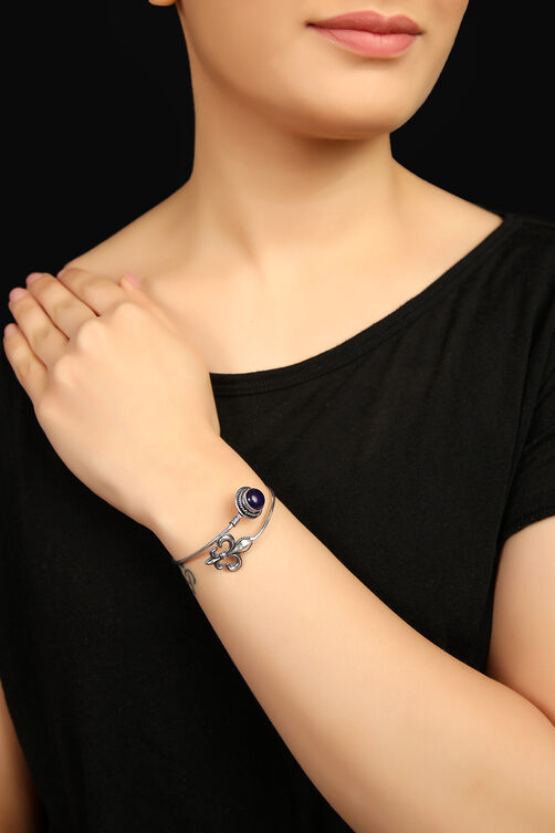 Blue Metal Brass Bracelet image number 0