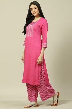 Pink LIVA Woven Straight Kurta Suit Set image number 3