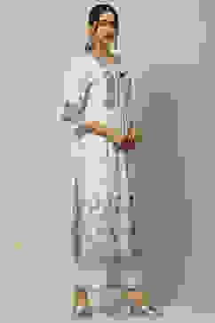 Blue Rayon Tiered Kurta image number 5