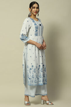 Blue Rayon Tiered Kurta image number 5