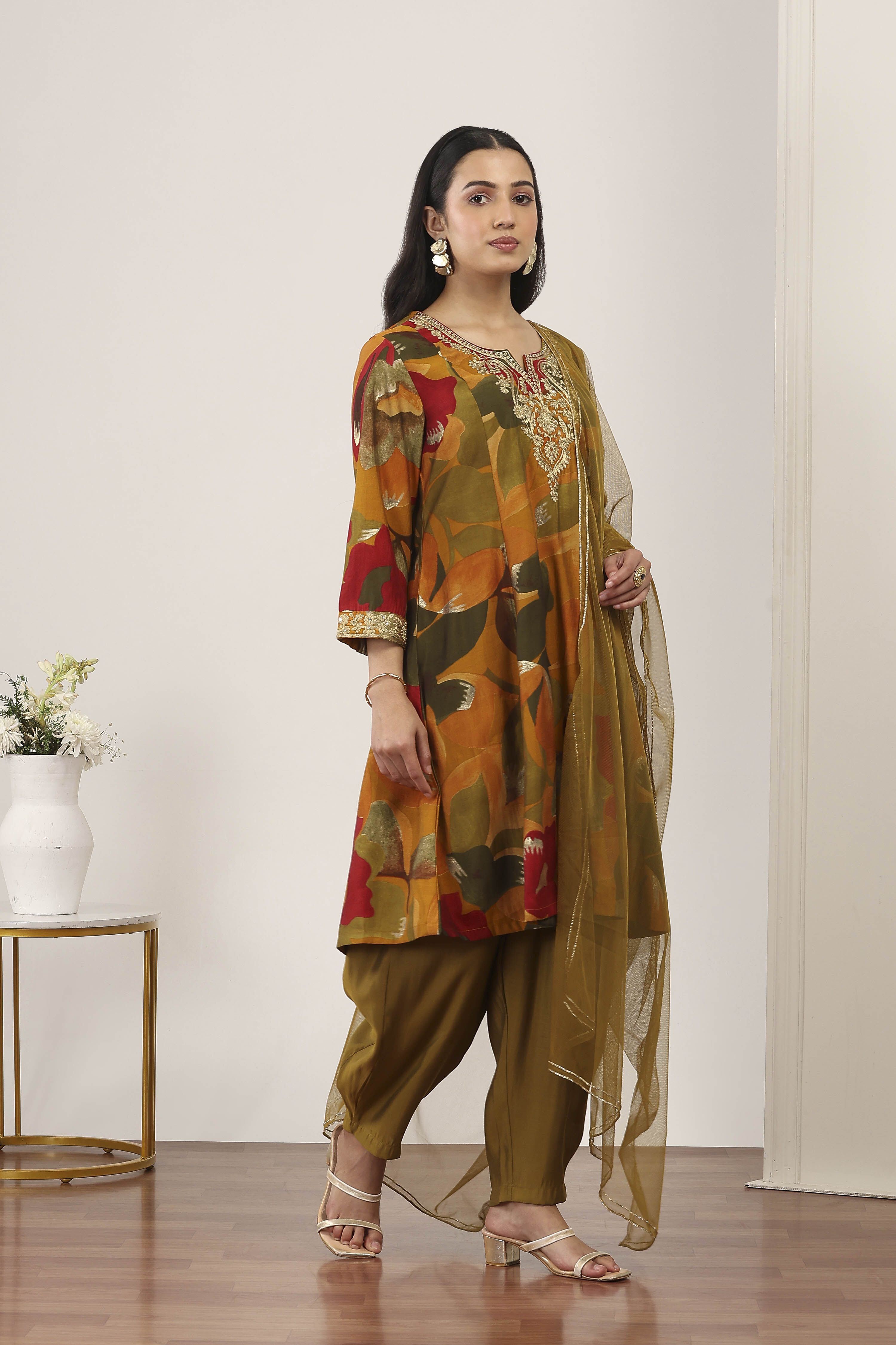 Yellow Viscose Polyester A-Line Suit Sets image number 5