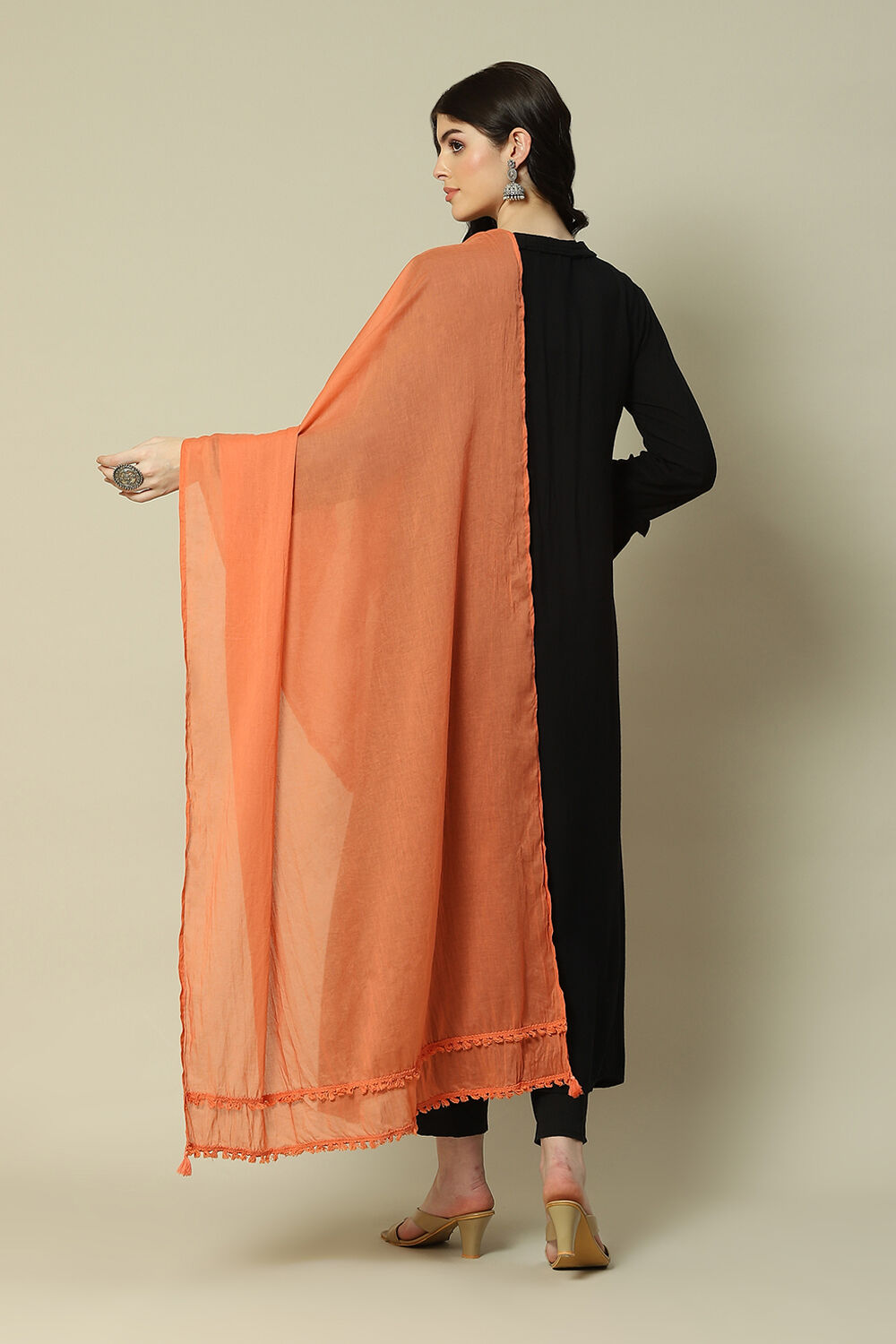 Peach Cotton Solid Dupatta image number 2