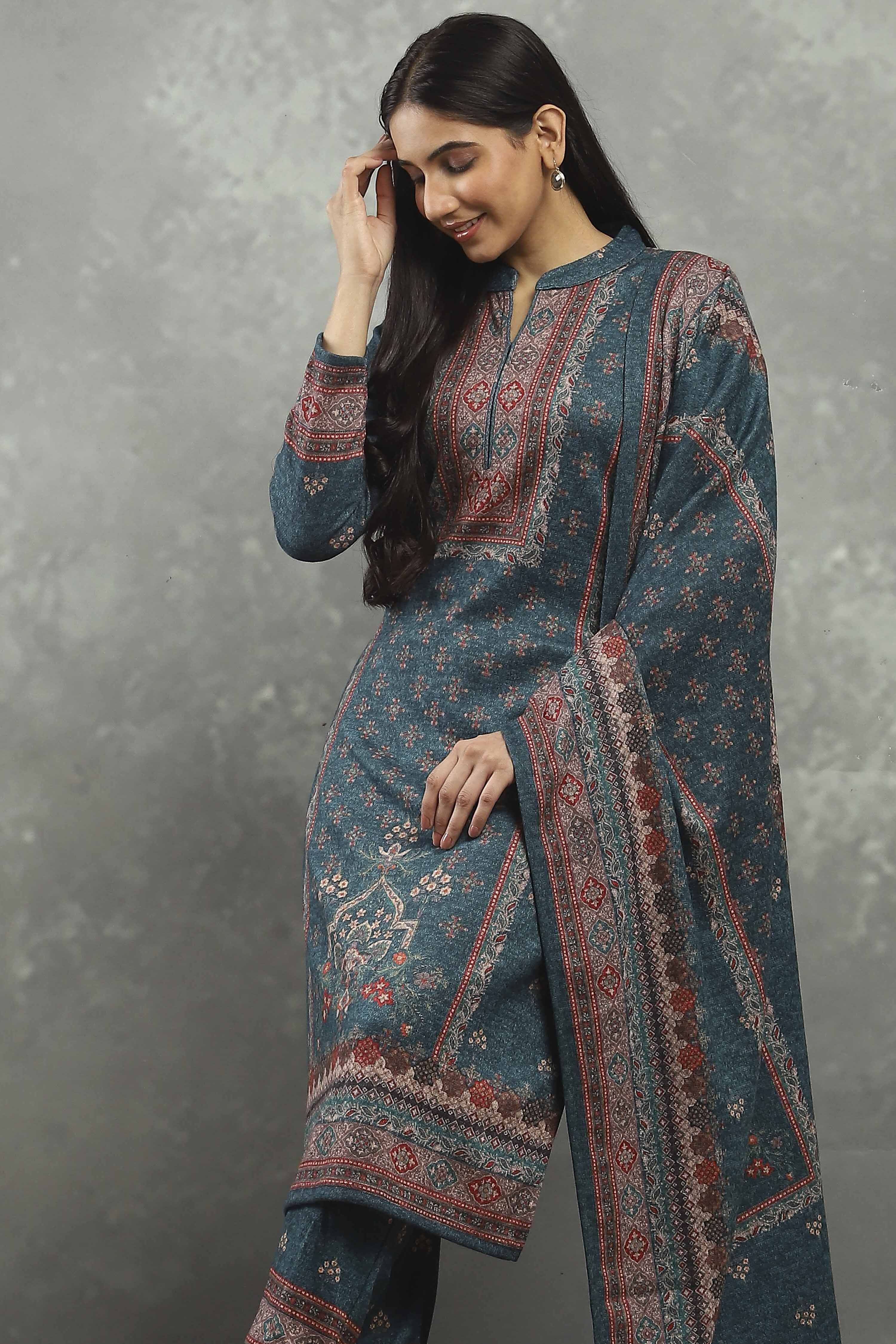 Green Polyester Printed Straight Suit Set image number 7