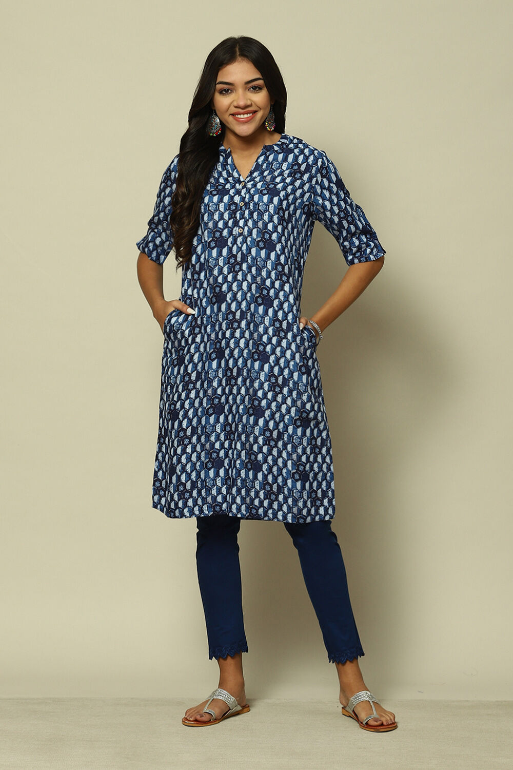 Indigo Blue LIVA Straight Printed Kurta image number 0