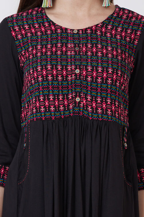 Black Viscose Rayon Flared Dress image number 1