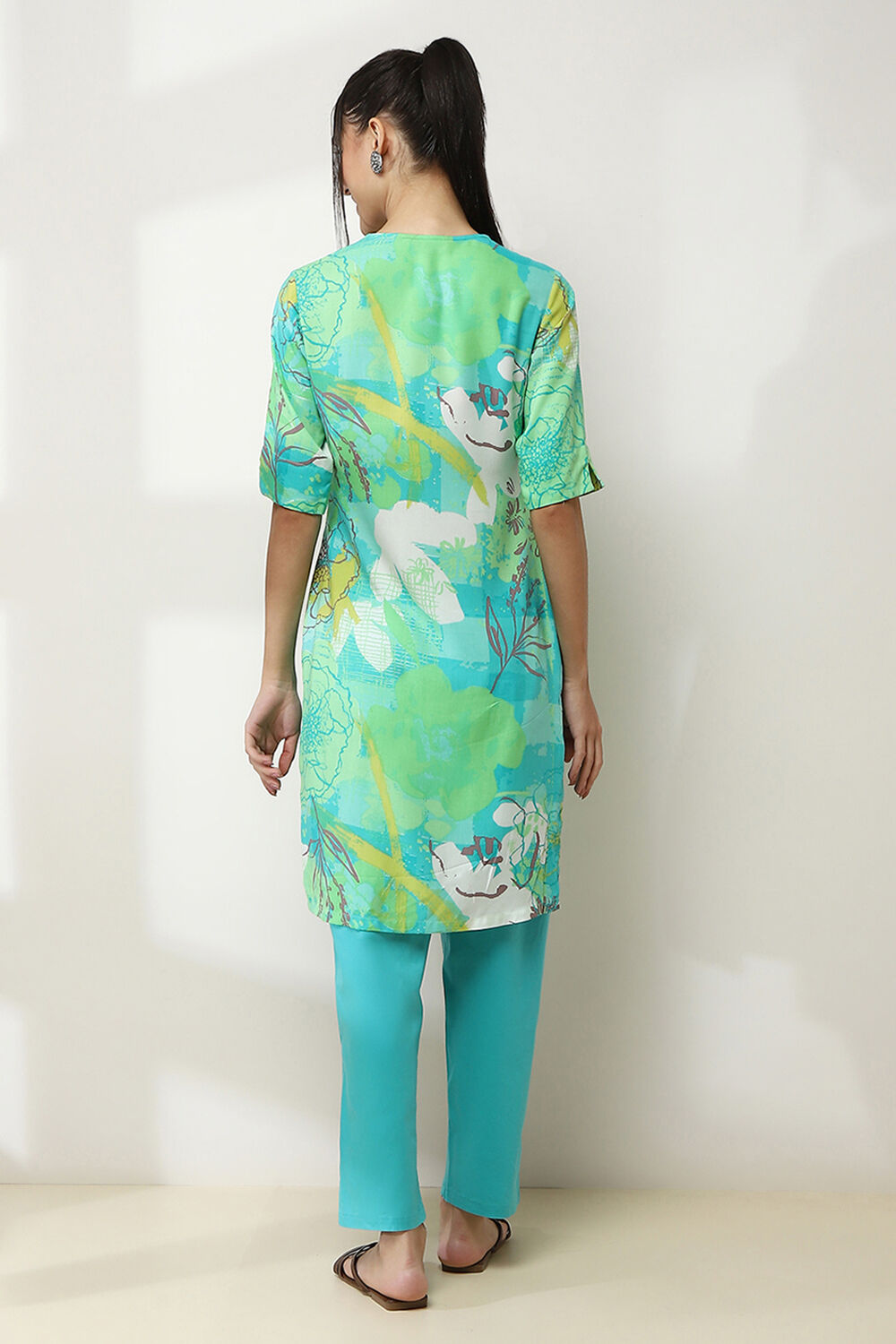 Aqua Floral Printed Straight Kurta image number 3