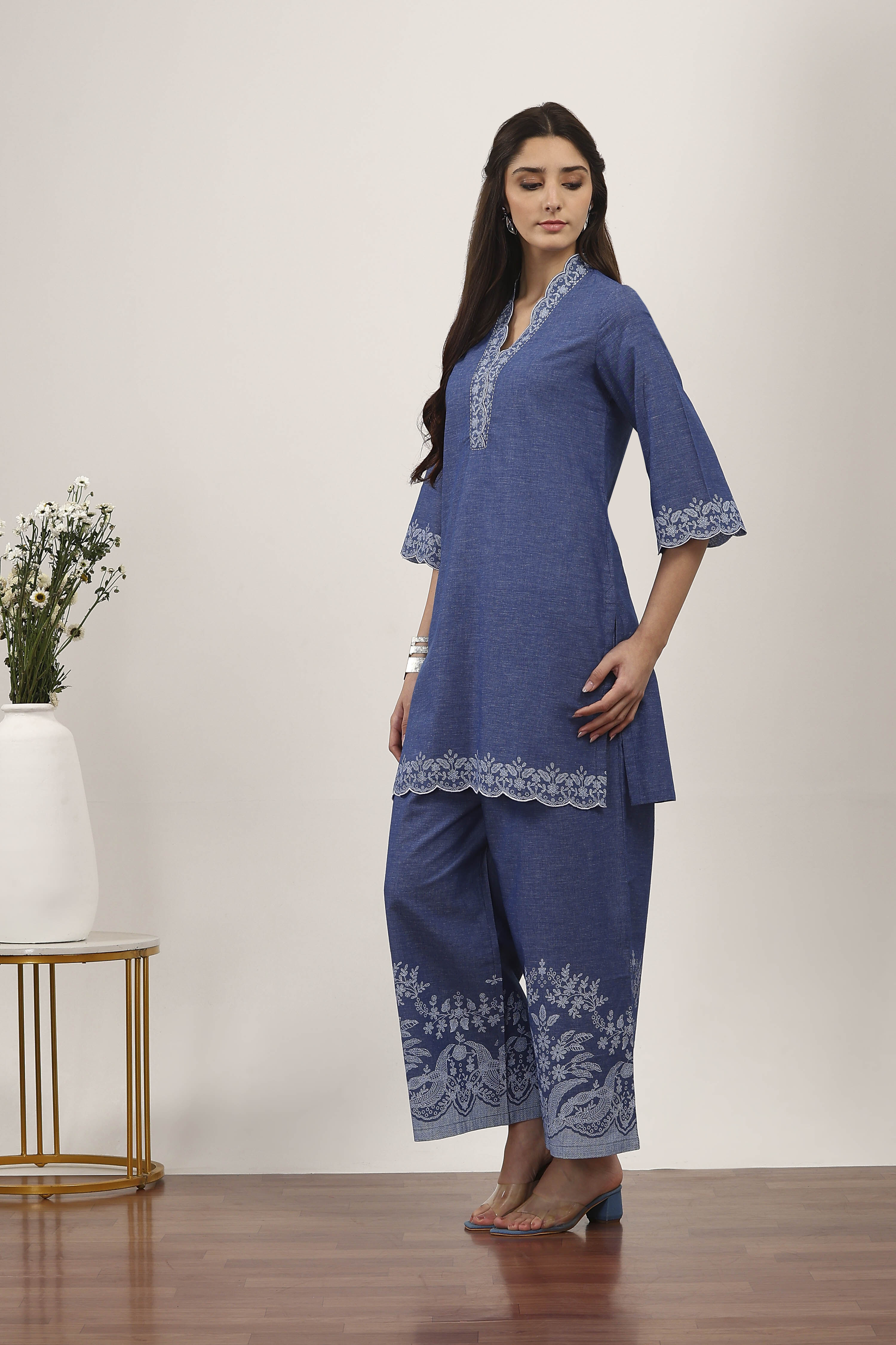 Blue Cotton Kurta Pants Set image number 3