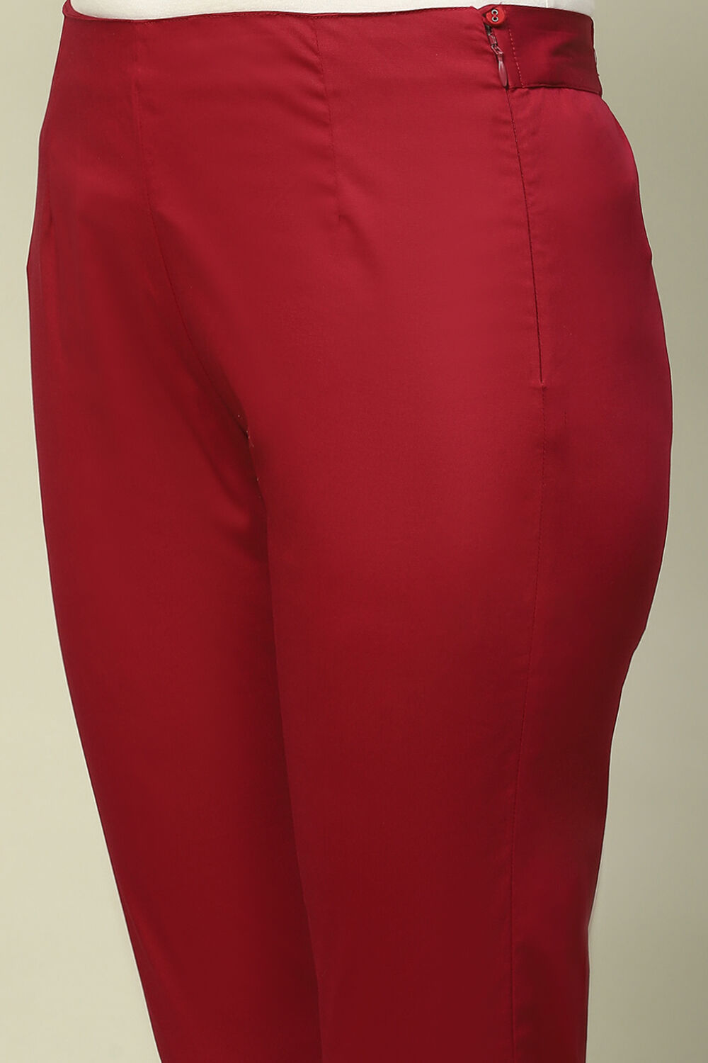 Nephrite Green Cotton Blend Solid Patyala image number 1