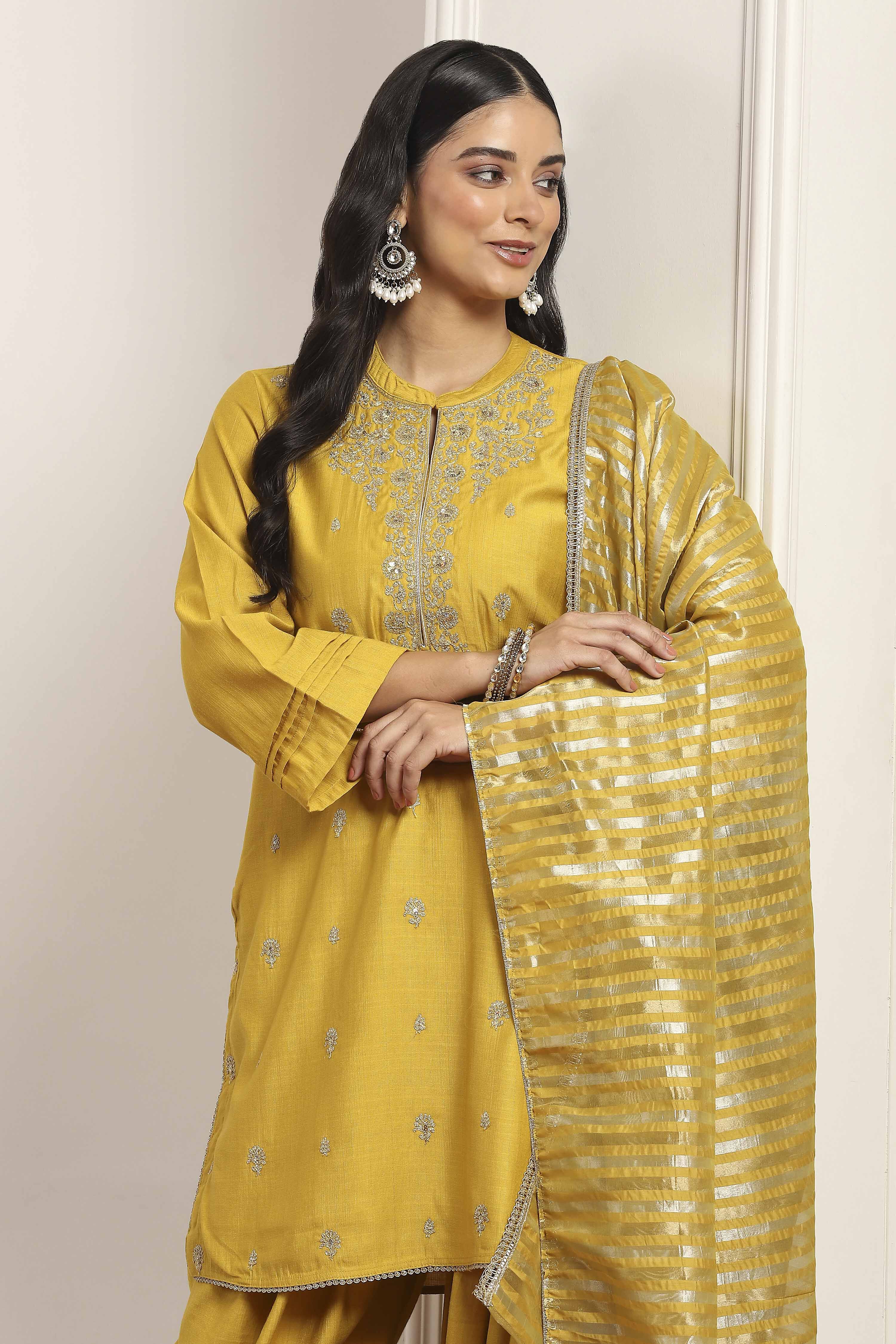 Yellow Viscose Polyester Straight Suit Sets image number 7