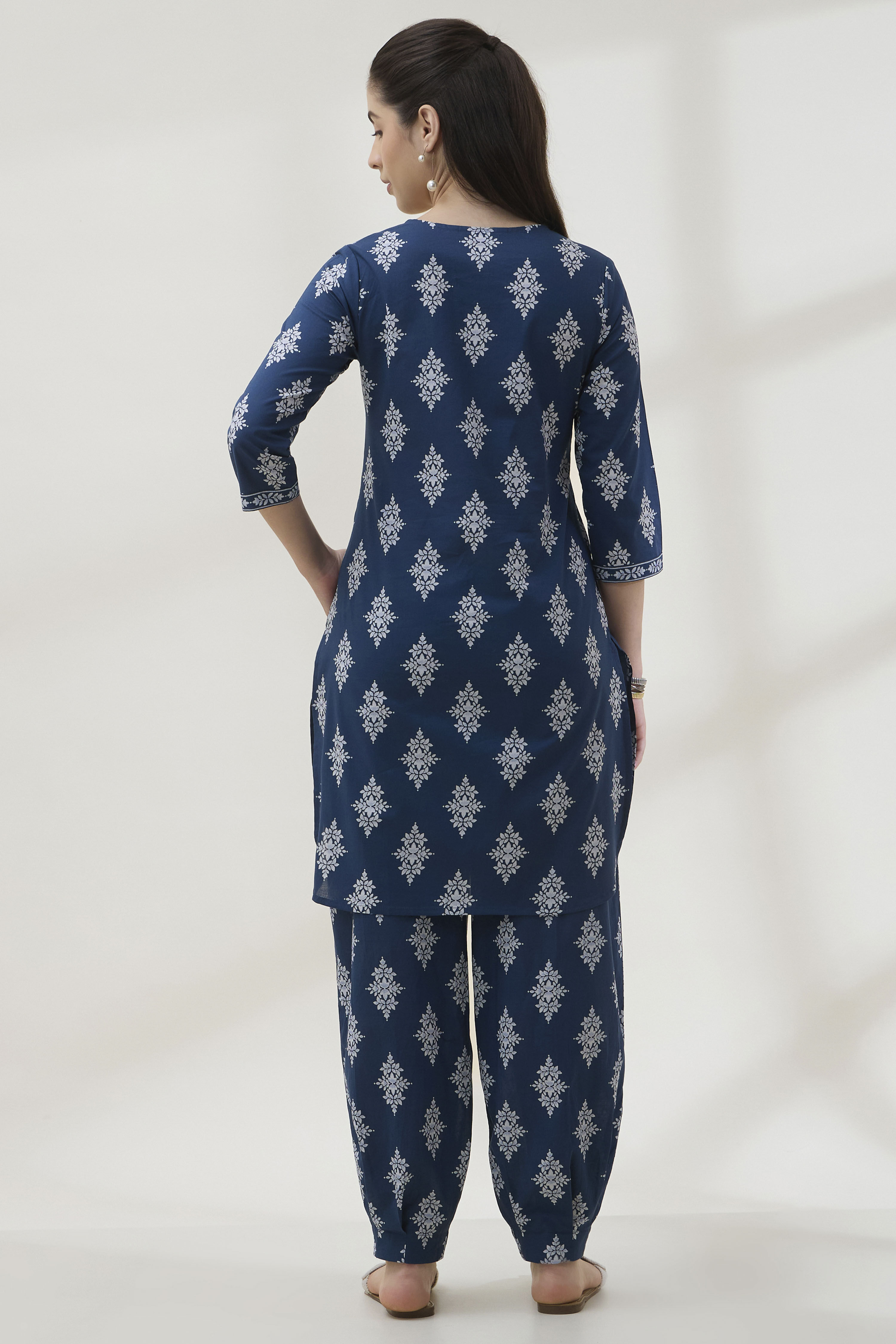 Navy Cotton Straight Printed  image number 5
