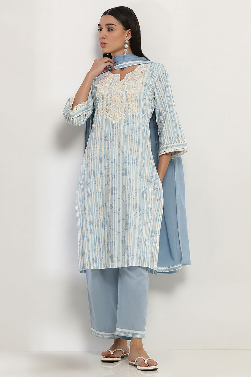 Blue Cotton Printed Straight Suit Set image number 6