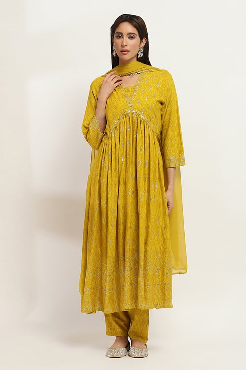 Yellow Rayon Slub Gathered Printed Kurta Palazzo Suit Set image number 6
