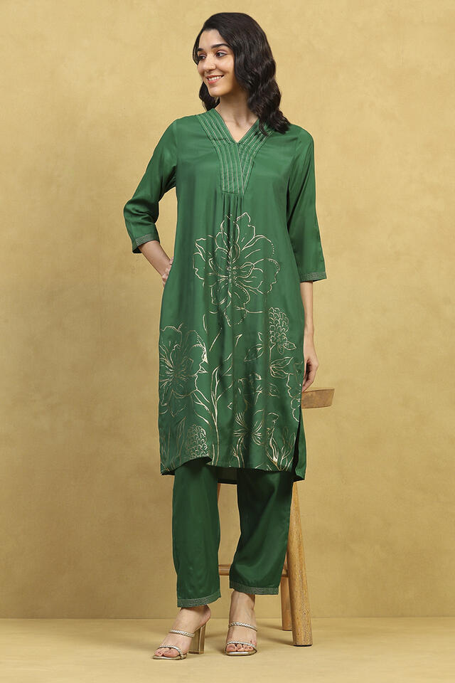 Rangriti Green Viscose Rayon Printed A-Line Kurta Set in Green