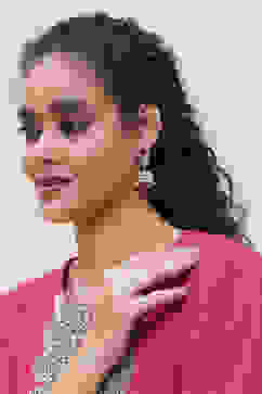 Gold Brass Jhumka image number 3