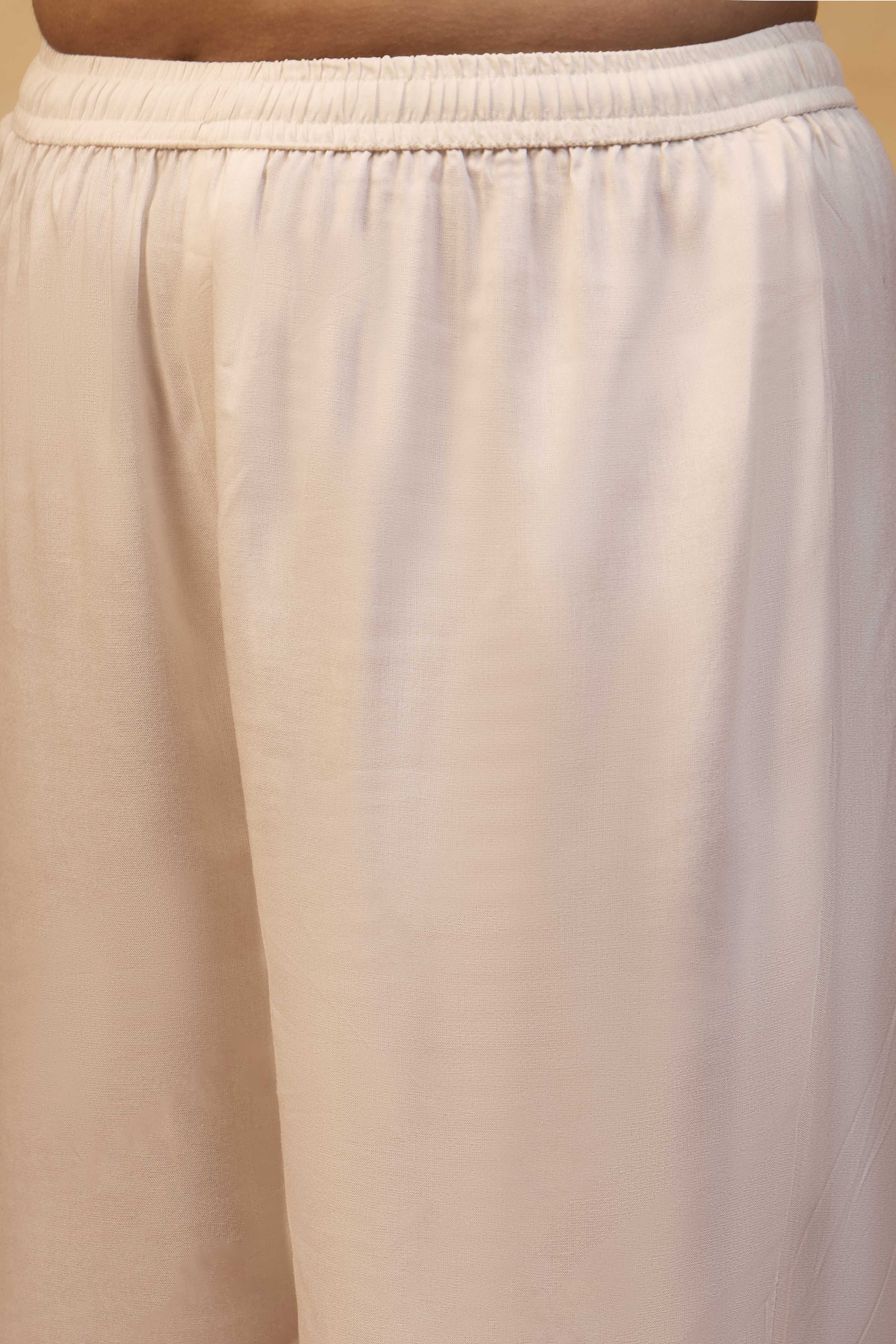 Off White Viscose Rayon Straight Printed  image number 2