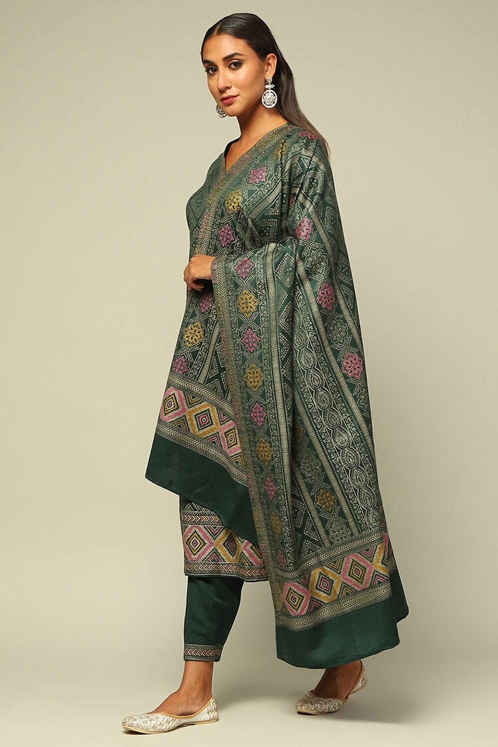 Green Acrylic Straight Yarn Dyed Kurta Palazzo Suit Set image number 3