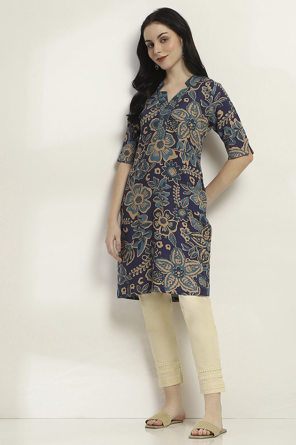 Indigo Printed Straight Kurta image number 0