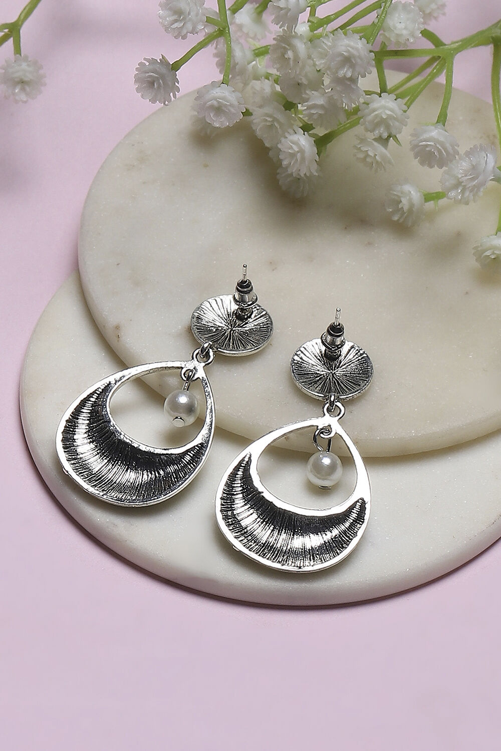 Red Oxidize Alloy Danglers image number 2