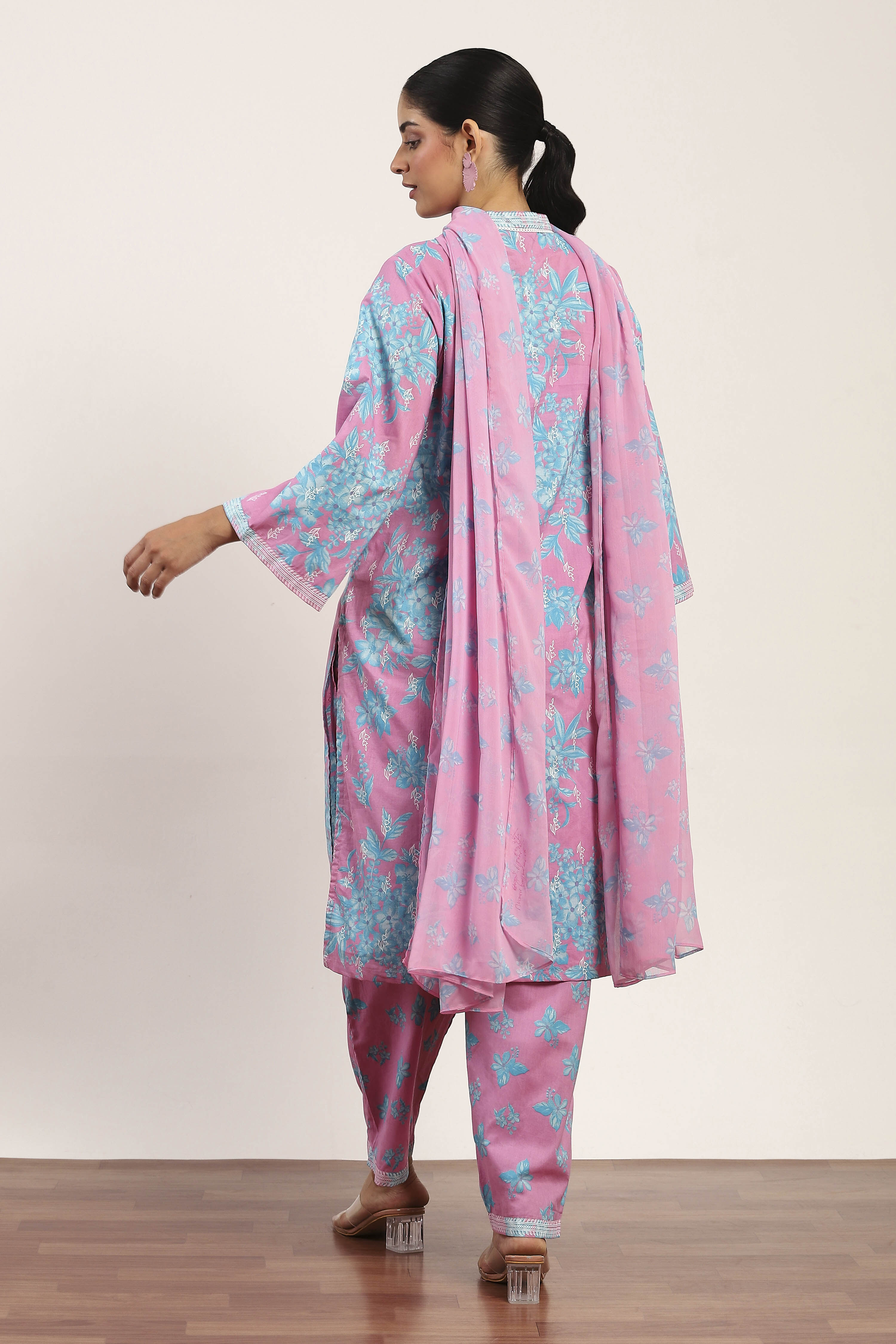 Pink Cotton Straight Suit Sets image number 4