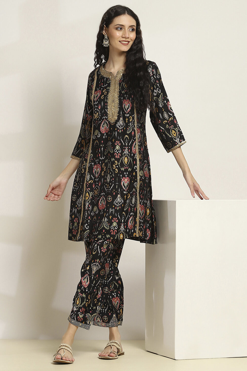 Black Viscose Blend Printed A-Line Kurta Pants Set image number 0