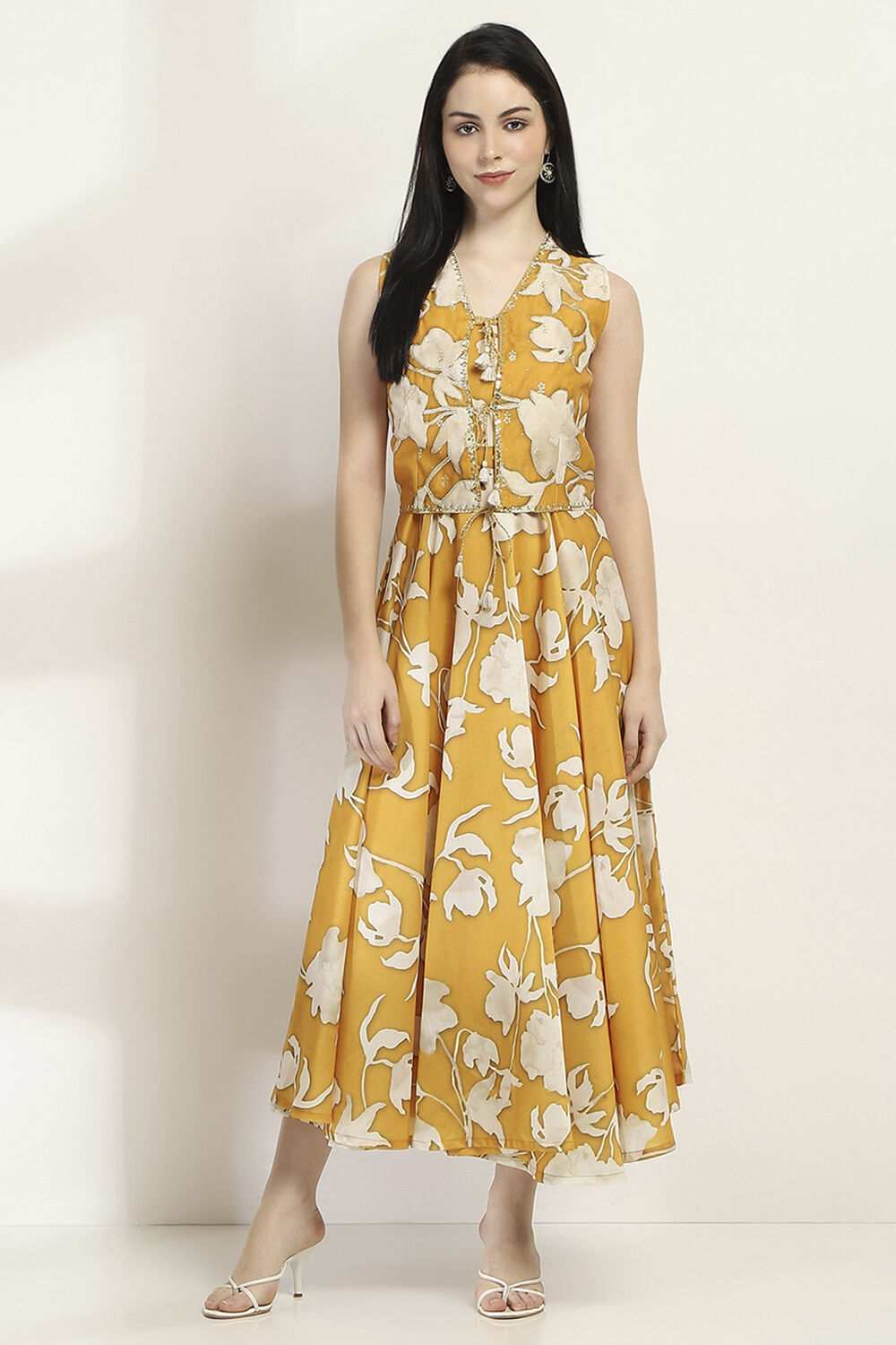 Yellow Viscose Blend Flared Dress image number 5