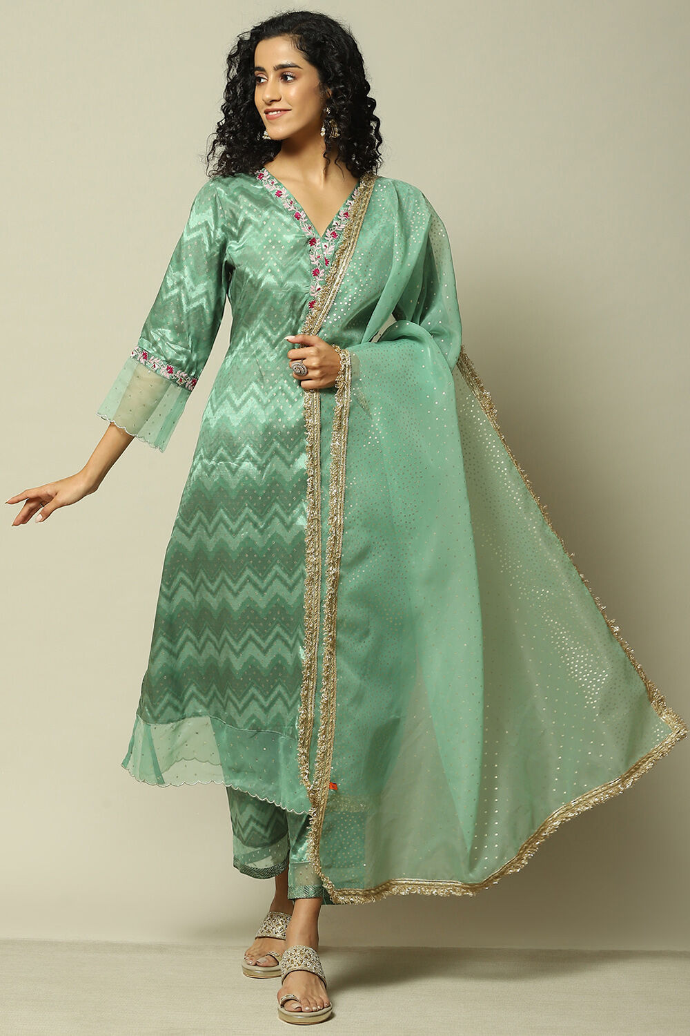 Buy Green Viscose Straight Printed Kurta Palazzo Suit Set 3N by Rangriti