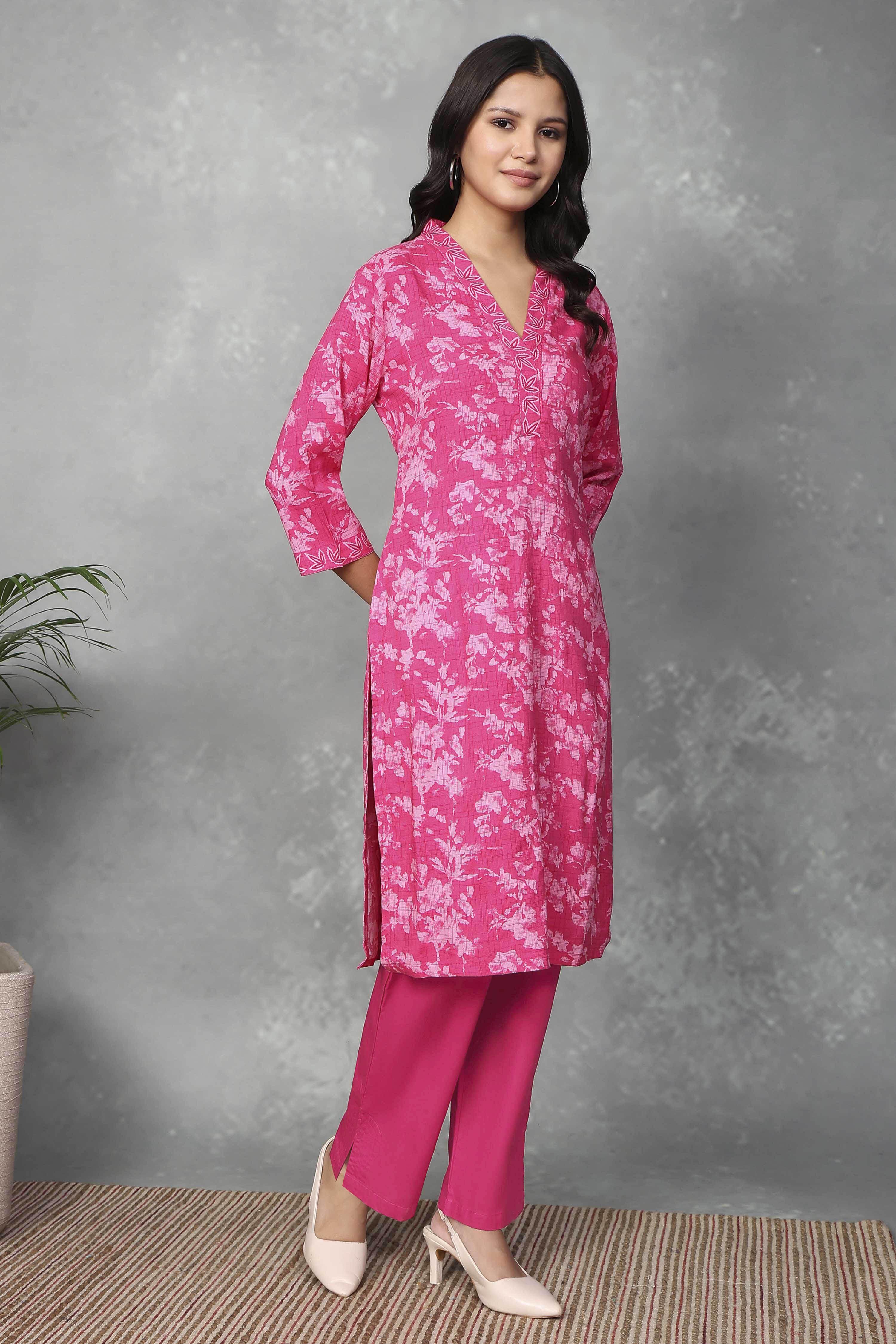 Pink Rayon Straight Kurtas image number 4