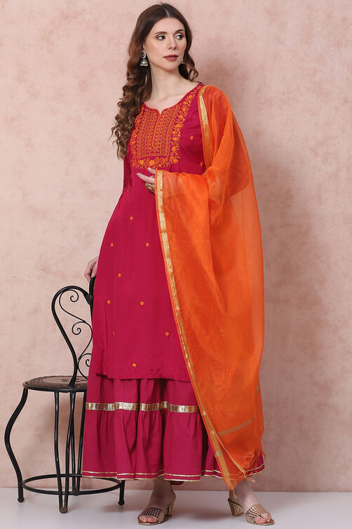 Pink Straight Solid Suit Set image number 7