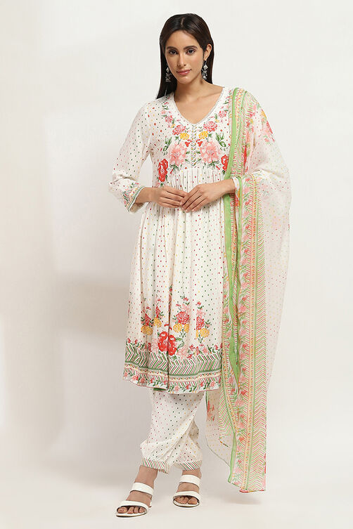 White Viscose Rayon Gathered Set image number 0