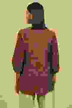 Mustard Viscose Blend Printed Straight Top image number 3