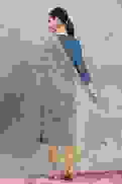 Gold Polyester Solid Dupatta image number 2