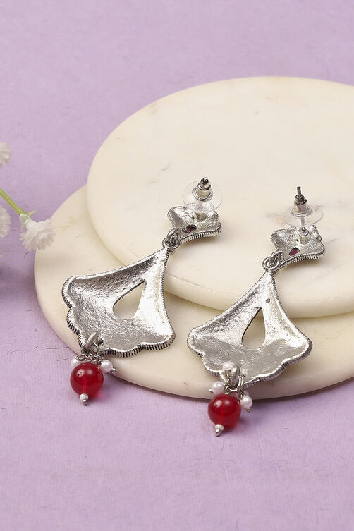 Red Oxidised Alloy Earrings image number 2