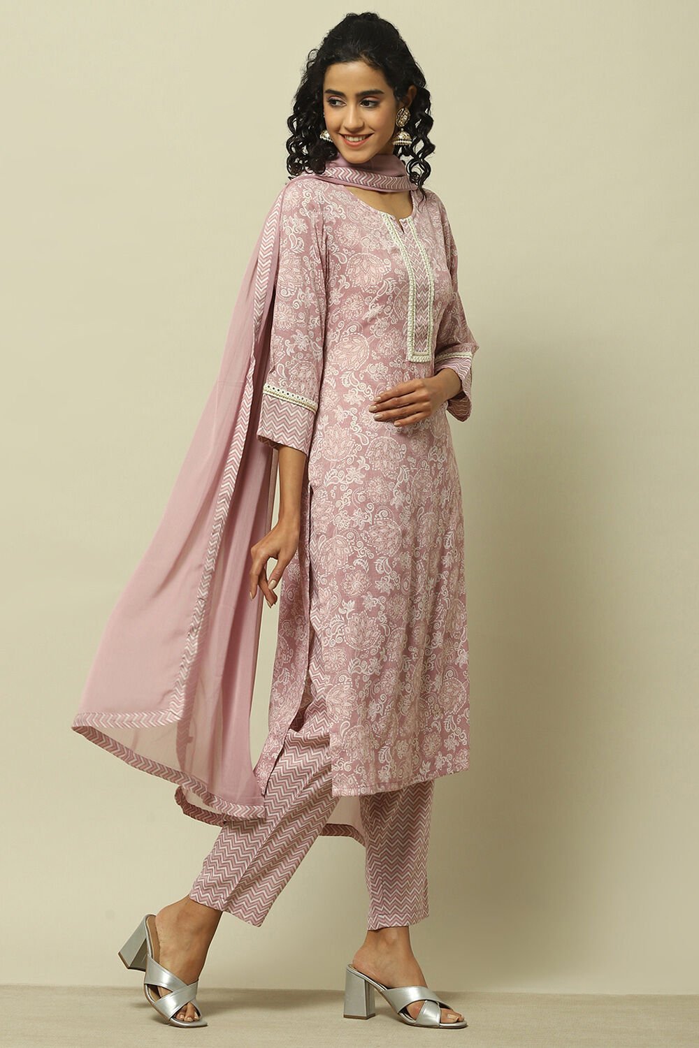 Sage Green Printed  Kurta & Pants Suit Set image number 6