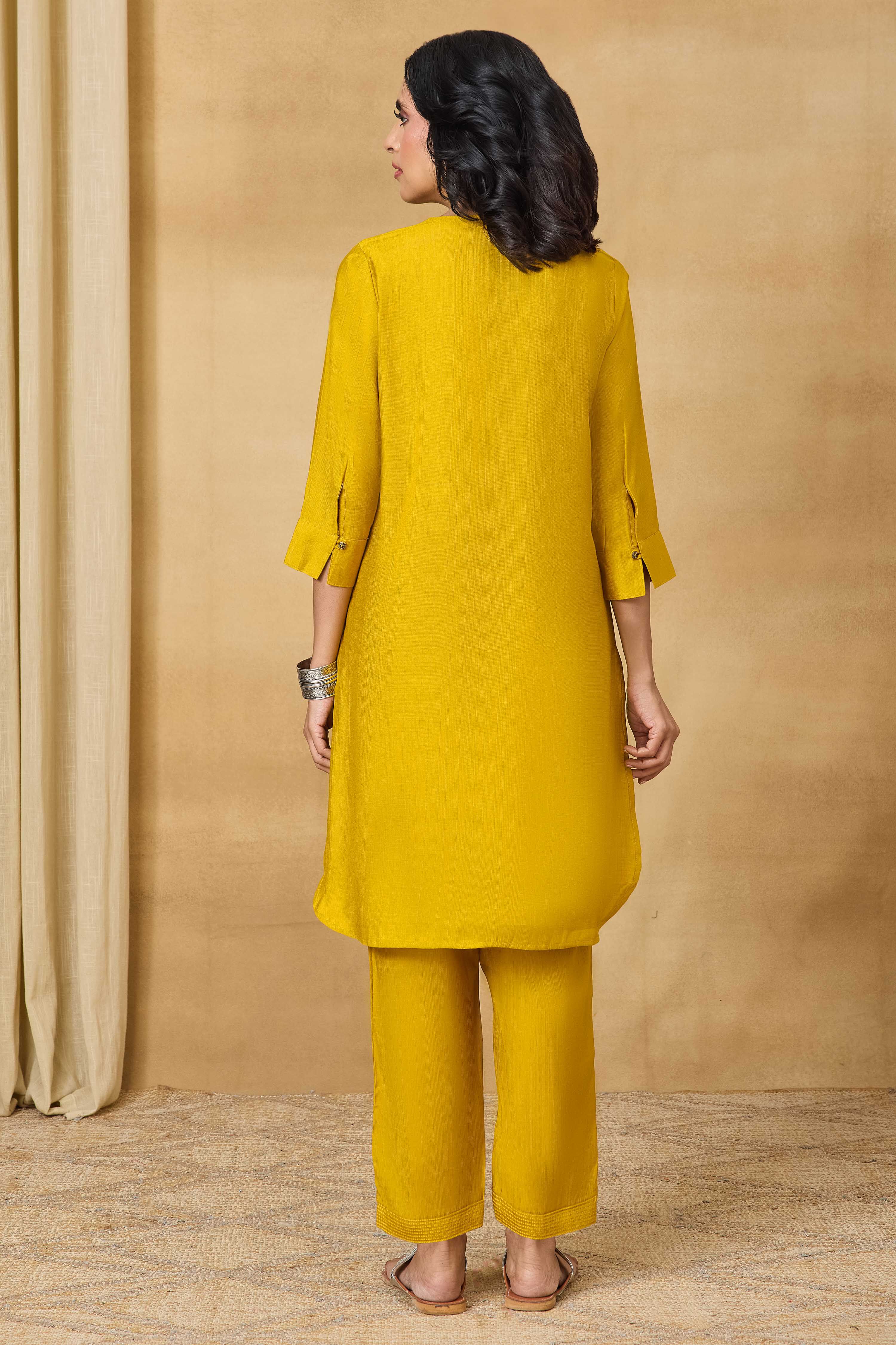 Yellow Viscose Blend A-Line Solid Suit Set image number 5