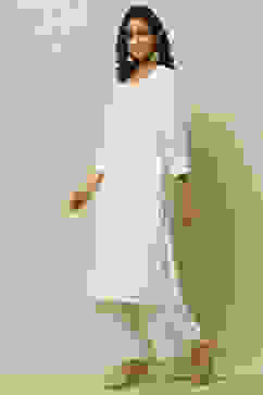 White Poly Georgette Embroidered Straight Kurta image number 2