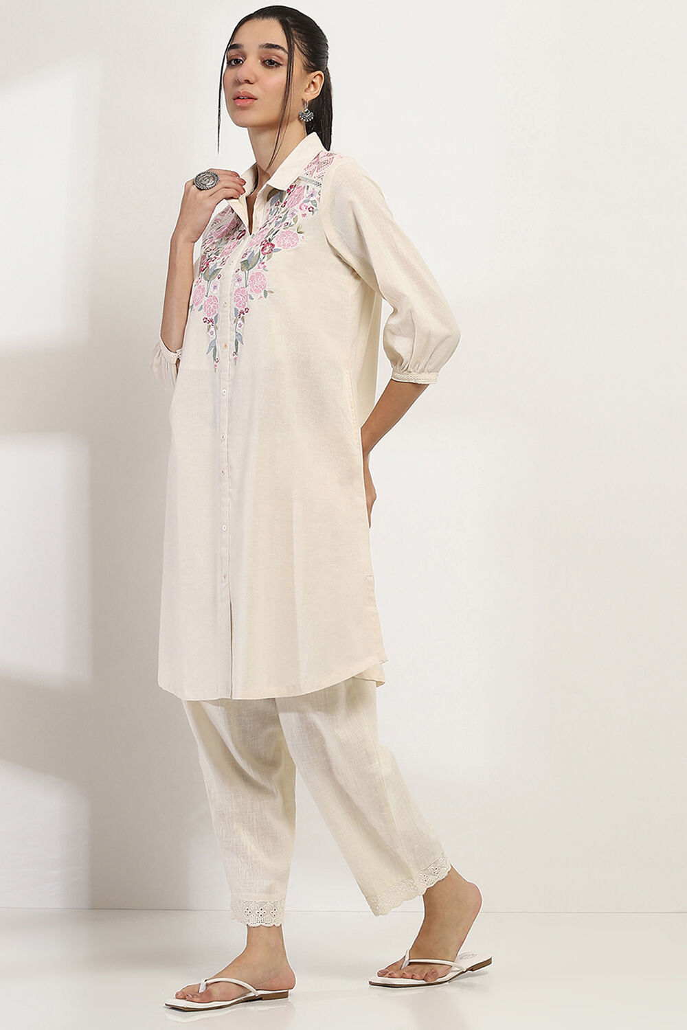 Ivory Cotton Blend Straight Kurta image number 2