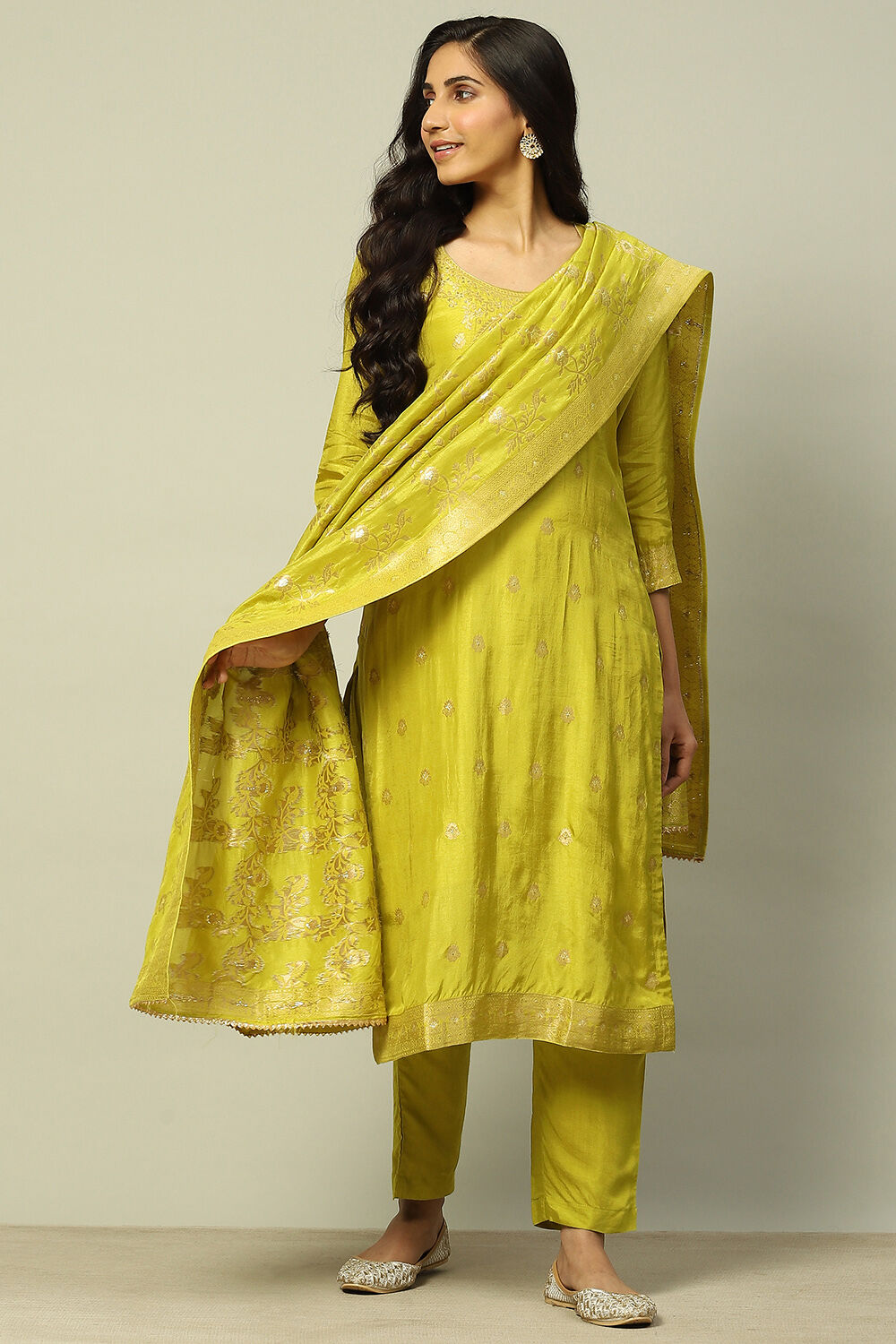 Green Viscose Blend Yarn Dyed Straight Festive Suit Set image number 0