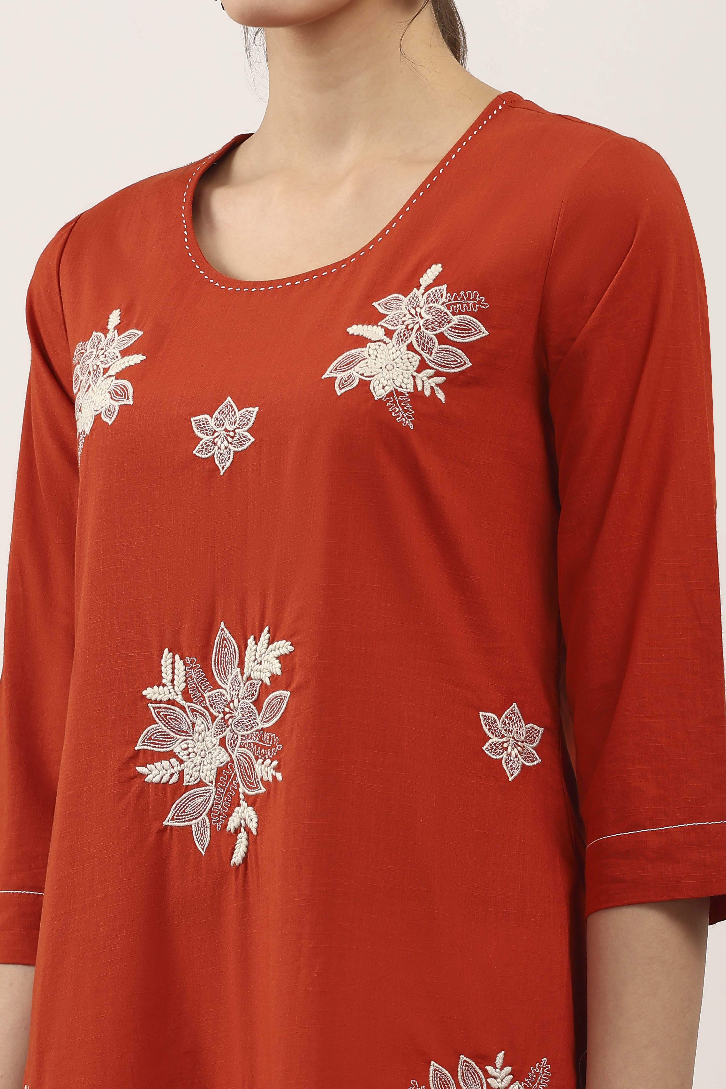 Brown Cotton Straight Kurtas image number 1