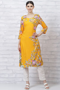 Yellow LIVA Straight Kurta image number 5