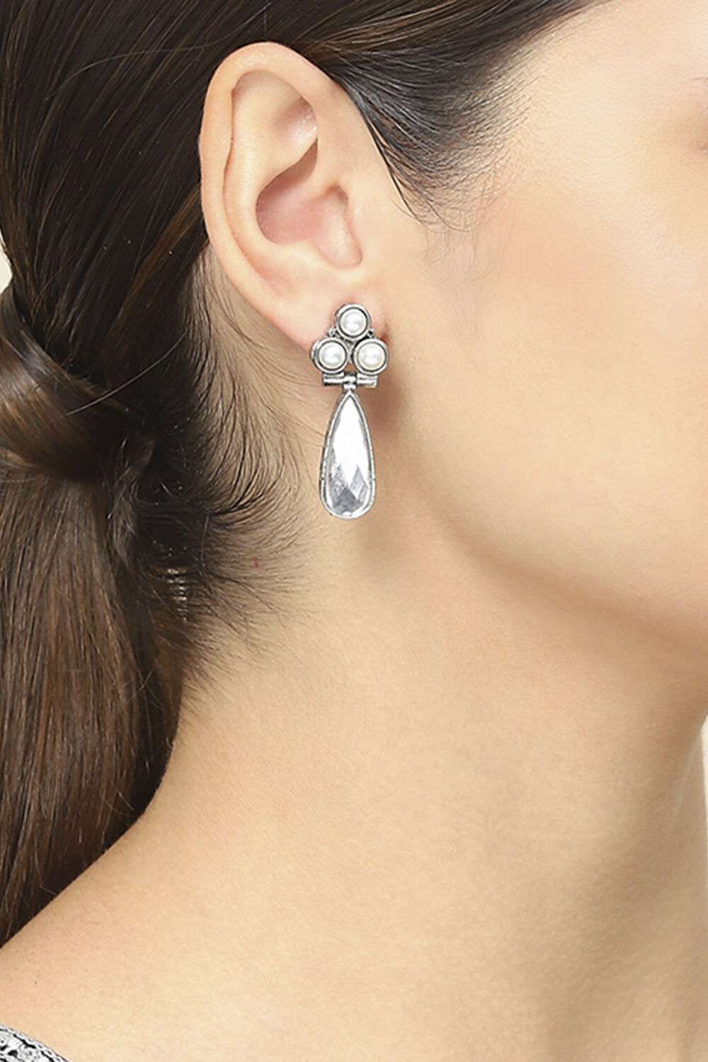 Oxidised Alloy Earrings image number 1