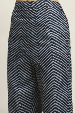 Navy Blue Cotton Floral Printed Straight Suit Set image number 2