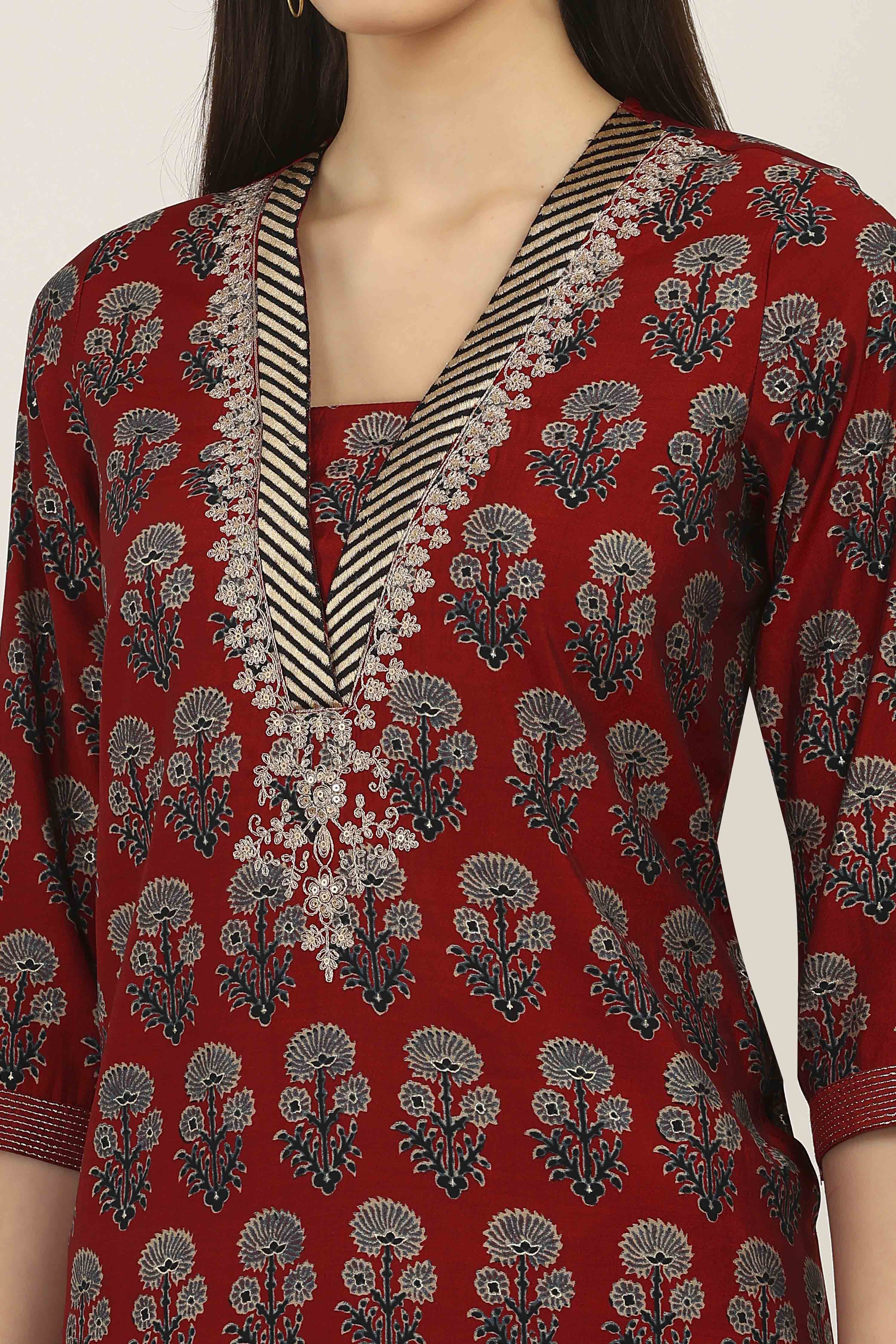 Red Viscose Polyester Straight Suit Sets image number 1