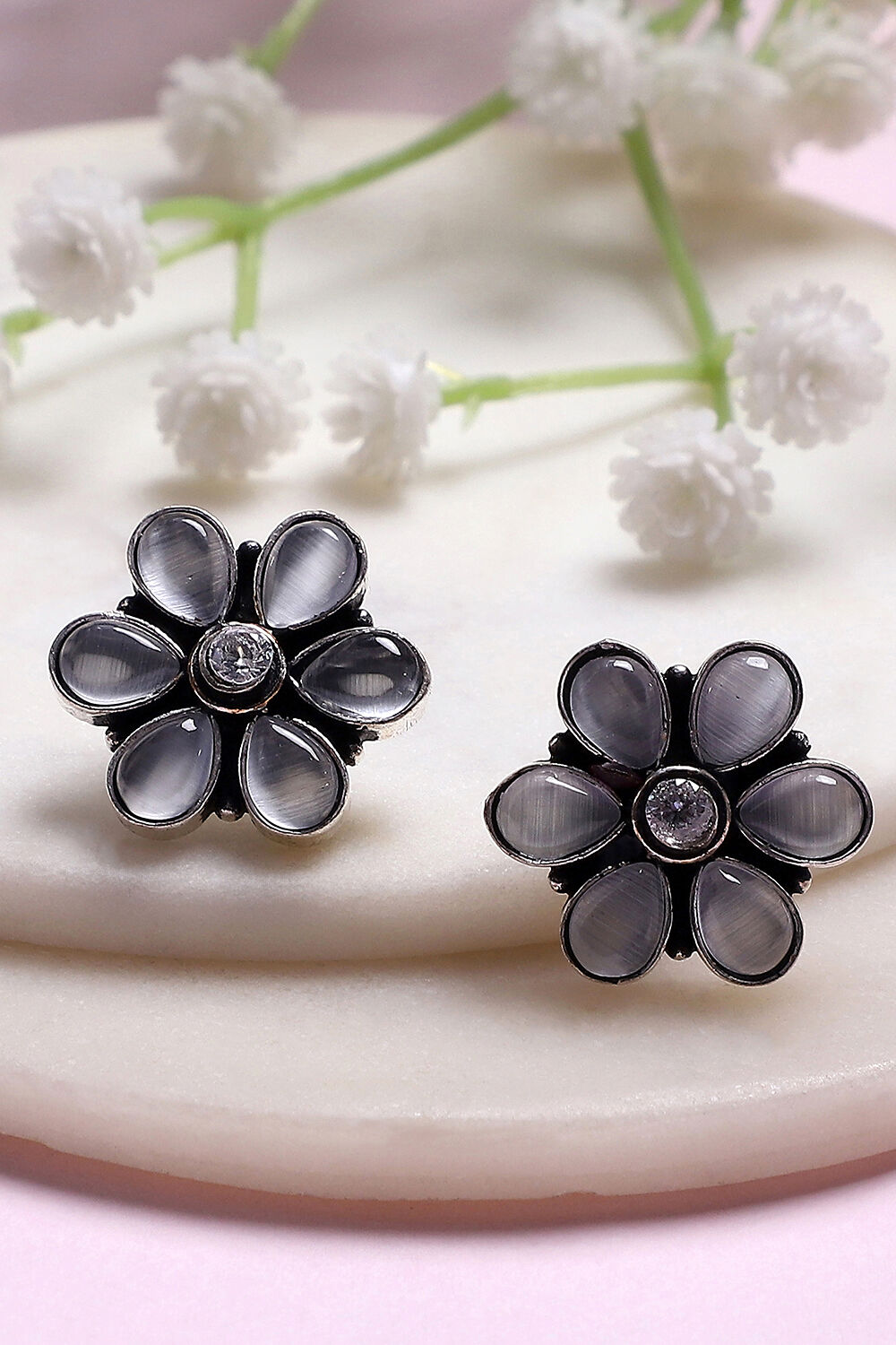 Gray Brass Jhumka image number 0