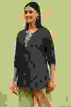 Black Viscose Blend Printed Straight Top image number 2