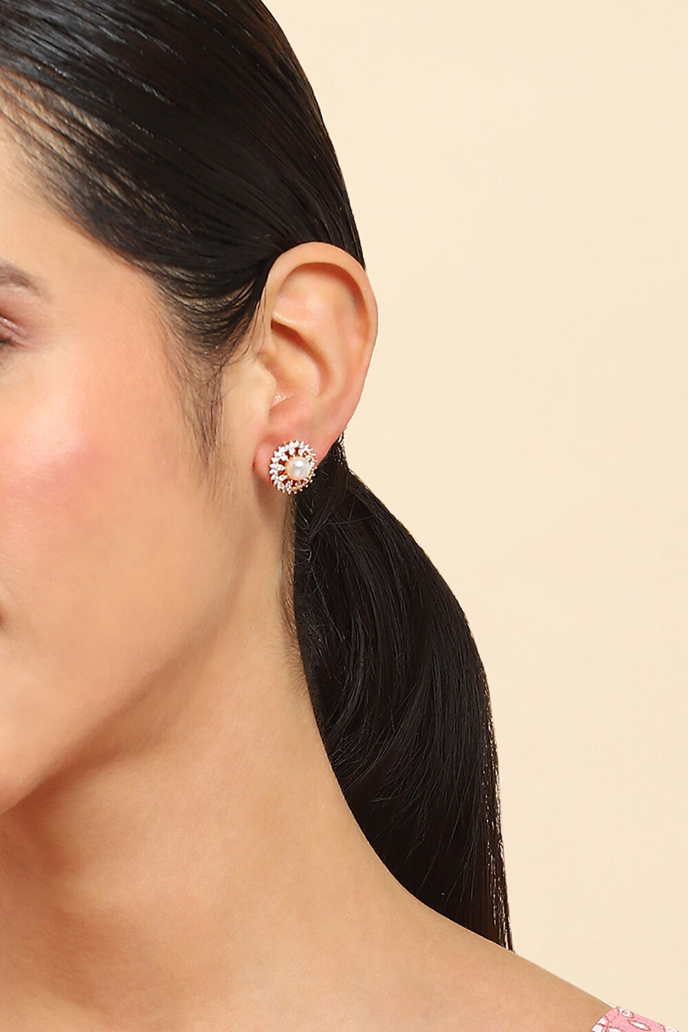 White Alloy Studs image number 1