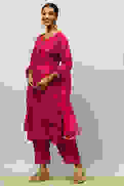 Magenta Printed Straight Suit Set image number 3