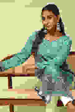 Green Acrylic Printed Straight Kurta image number 6