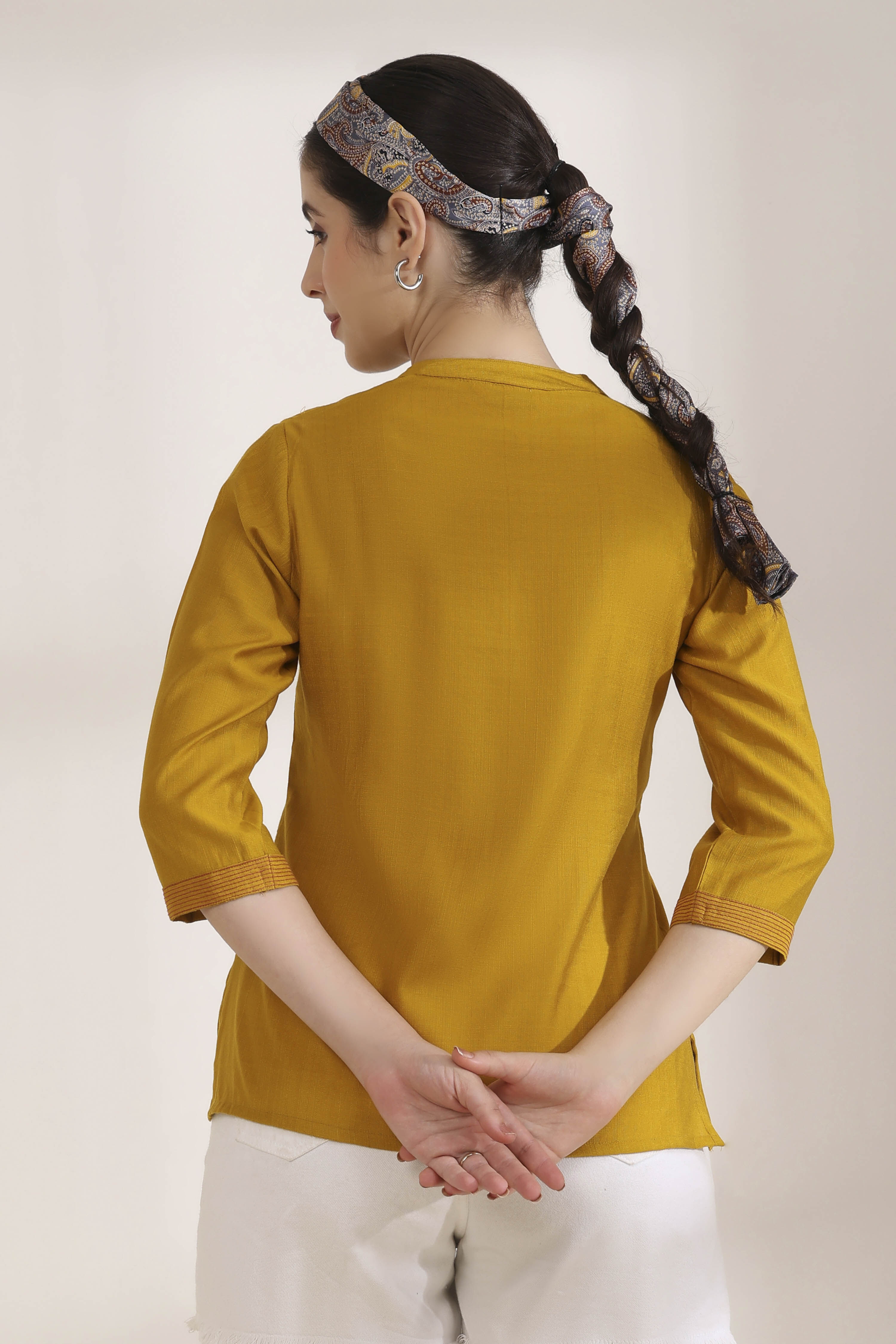 Yellow Viscose Blend Regular Solid Top image number 5
